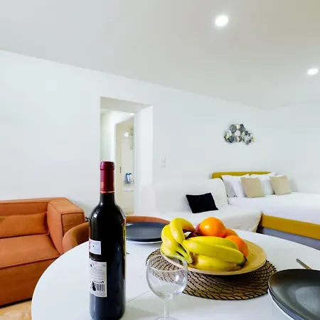 Cozy Retreat Bairro Alto شقة *